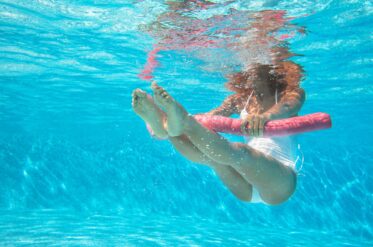 Discover the benefits of water aerobics